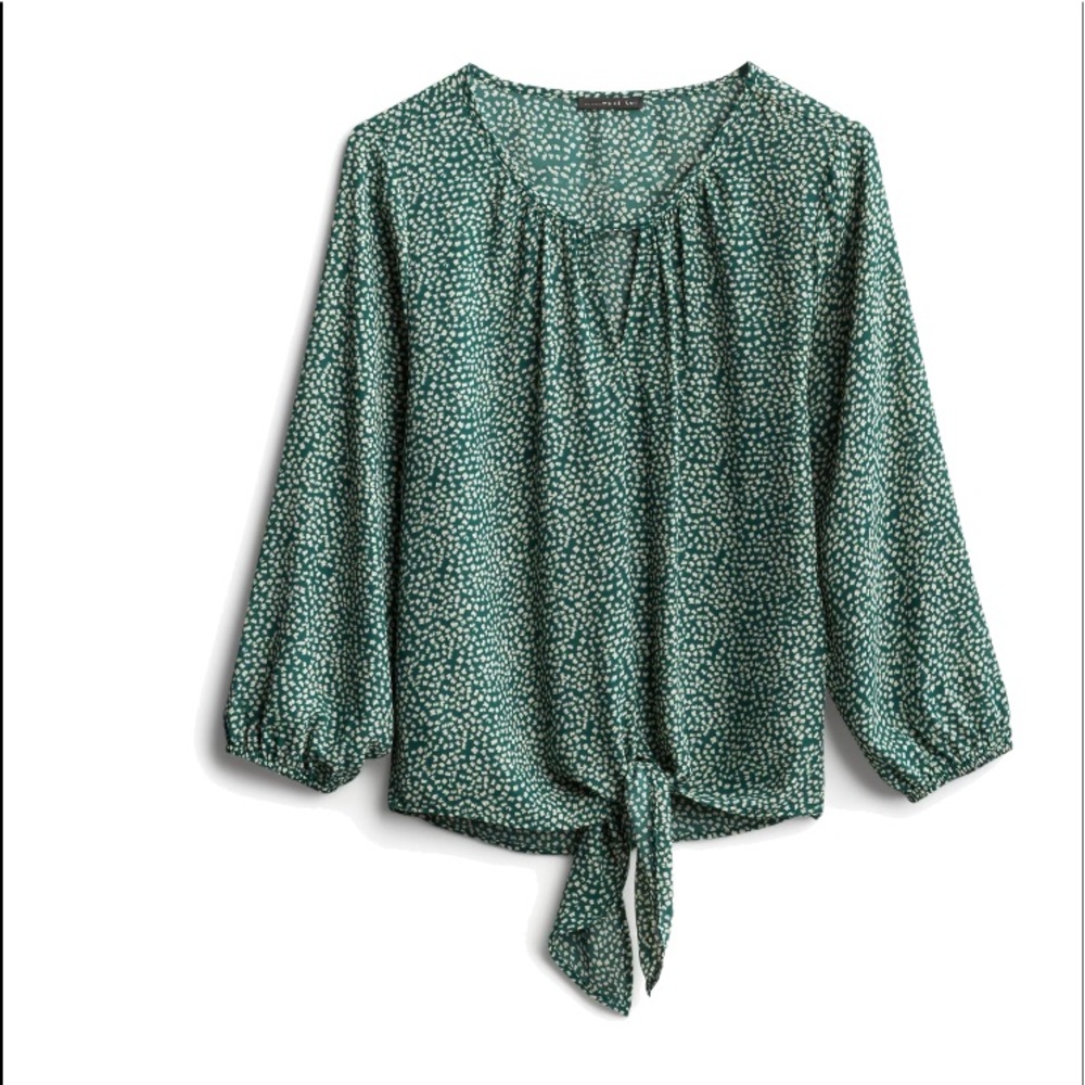 Women’s Green & white dressy top, size XL
